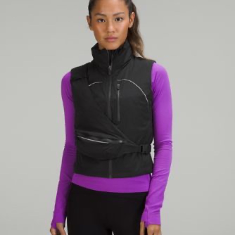 LULULEMON INSULATED RUNNERS VEST WITH STORAGE, NWT SIZE 8 (black)